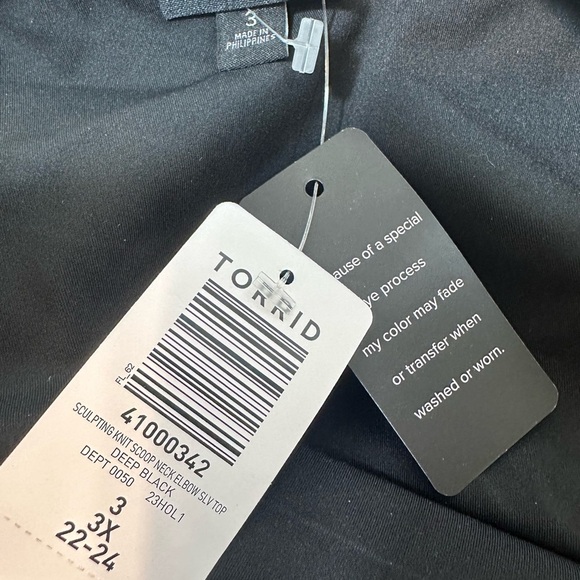 NWT Torrid scoop neck sculpting knit deep black top size 3-3X/22-24 - Picture 7 of 10